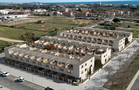 Nou Cambrils Village en la Bóbila de Cambrils