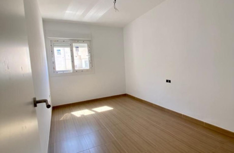 Piso en venta en calle Granados , 3