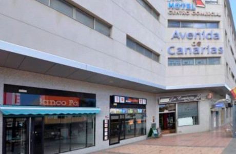 Local en venta en Avenida de Canarias