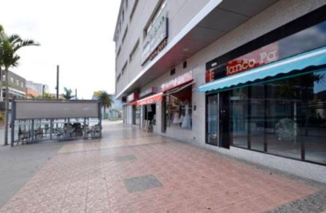 Local en venta en Avenida de Canarias