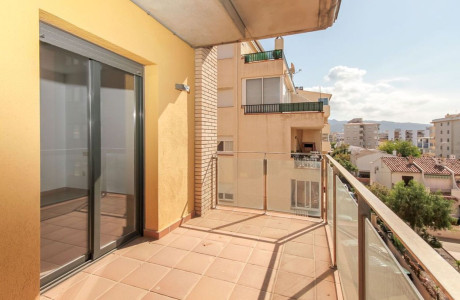 Piso en venta en Urb. Av Nautilus, Santa Margarida