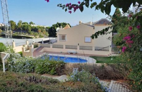 Promoción de tipologias Vivienda Garaje Trastero en venta Nerja Málaga