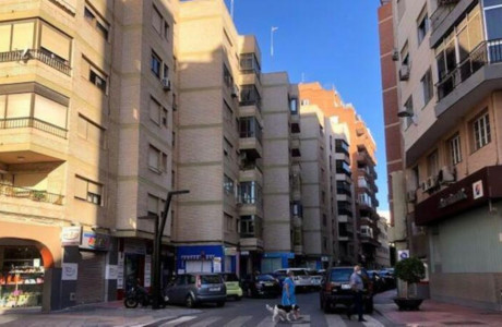 Piso en venta en Carrer de la Indústria