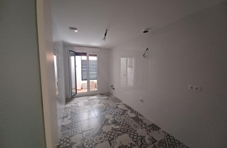 Piso en venta en Calle Romero de Cepeda, 61