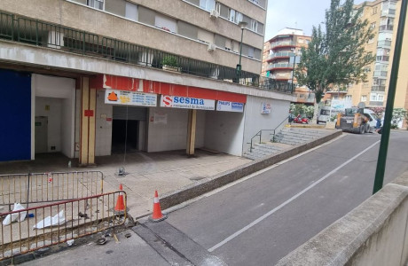 Garaje en venta en calle Vicente Berdusán, bloque c s/n