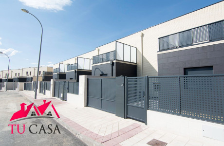 Residencial Puerta de Alcántara, calle b, Olías del Rey