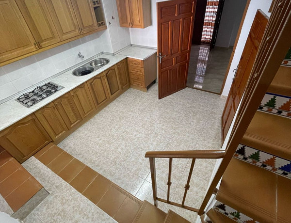 Casa o chalet independiente en venta en calle Robles, 10