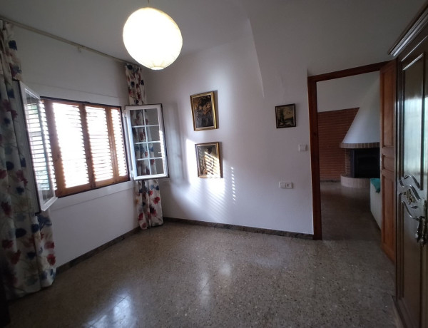 Chalet adosado en venta en calle Formigó, 14