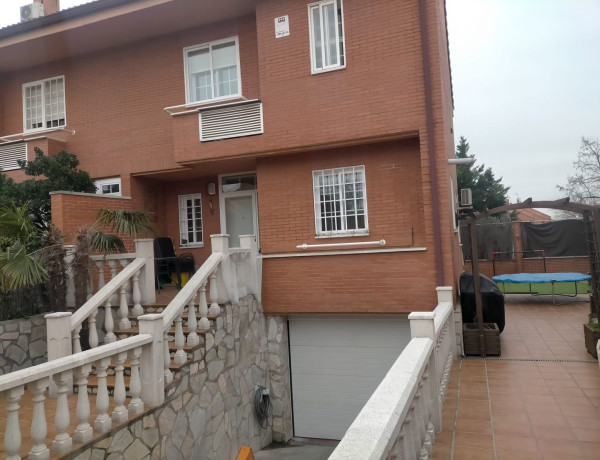 Chalet pareado en venta en Las Castañeras - Bulevar