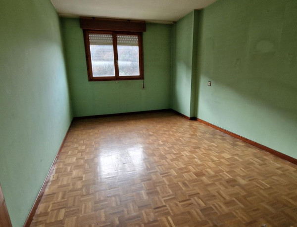 Piso en venta en Lugar la Cortina