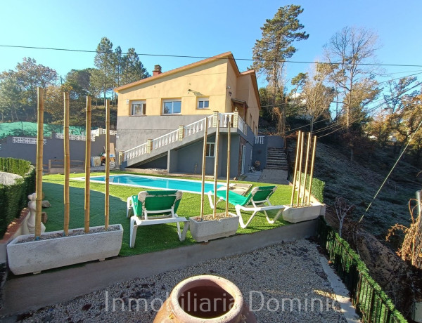 Casa o chalet independiente en venta en Ripolles 1004 s/n