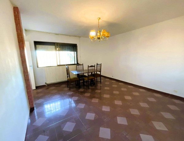 Chalet adosado en venta en calle cabra