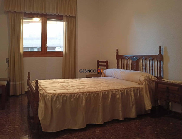 Piso en venta en Sant Josep-Zona Hospital