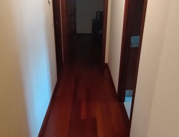 Piso en venta en Av/CELANOVA, 9