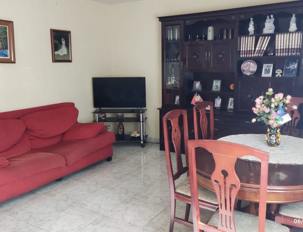 Chalet adosado en venta en Ramón y Cajal s/n