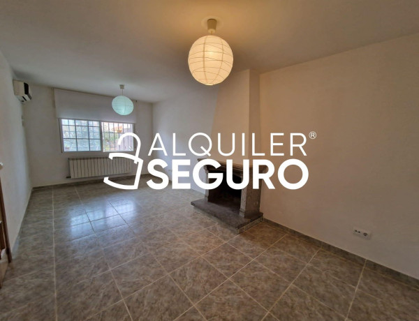 Alquiler de Casa o chalet independiente en Urbanización Monteviejo