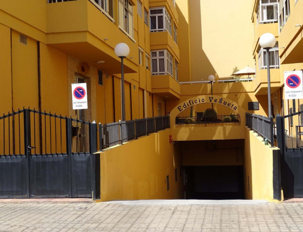 Piso en venta en calle Lectoral Feo Ramos, 16