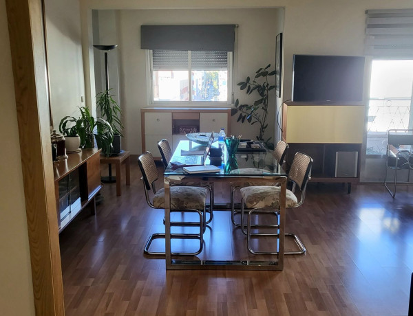 Piso en venta en López de Hoyos, 170