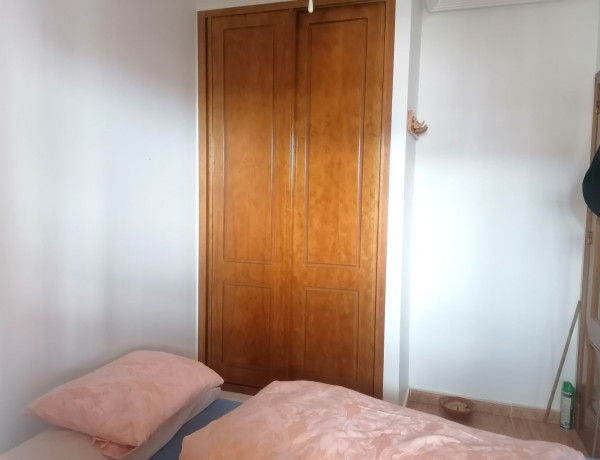 Piso en venta en avenida del Puerto, 300