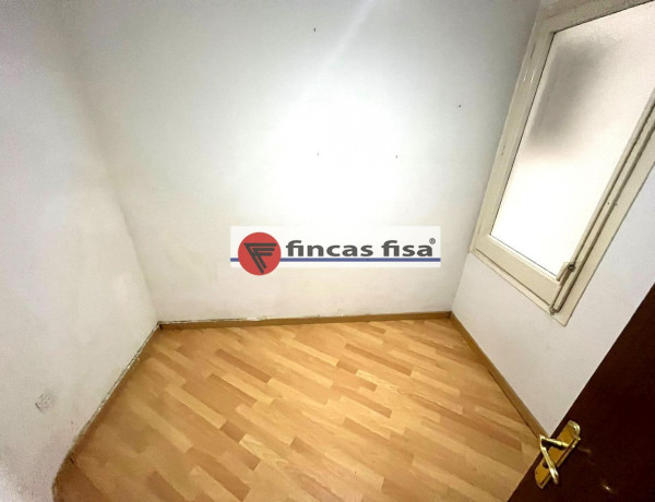 Piso en venta en La Plana - Montesa