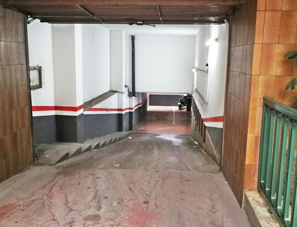 Garaje en venta en calle d'Alí Bei, 32