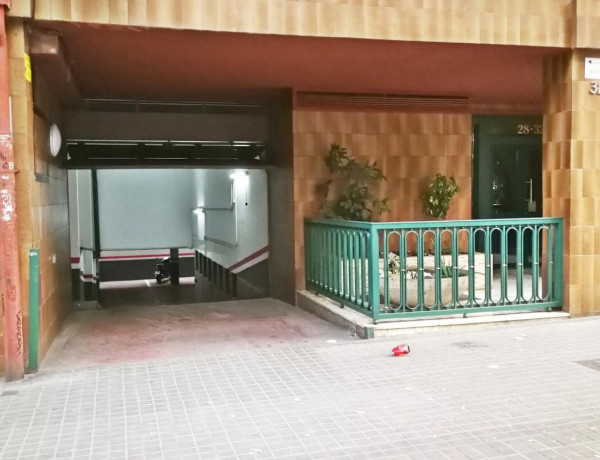 Garaje en venta en calle d'Alí Bei, 32