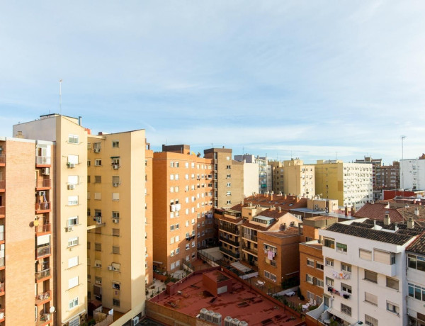 Piso en venta en calle de Fuenterrabía