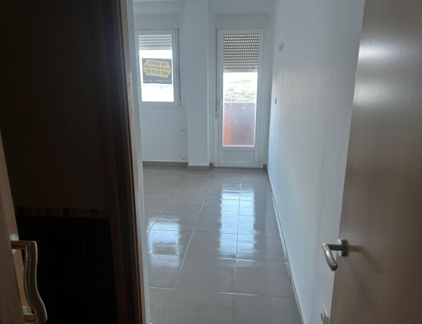 Piso en venta en calle Tobarra s/n