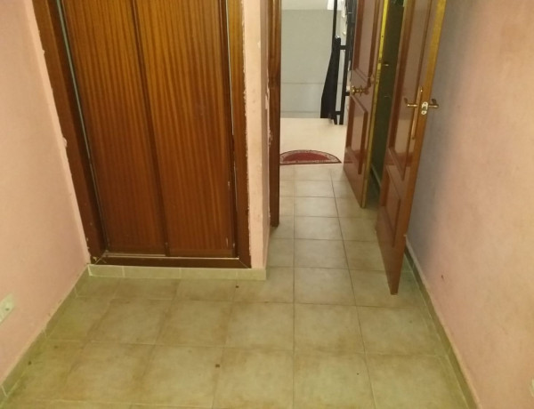 Piso en venta en calle Violeta, 2