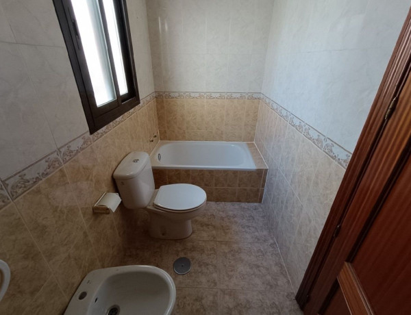 Piso en venta en calle Montes, 59