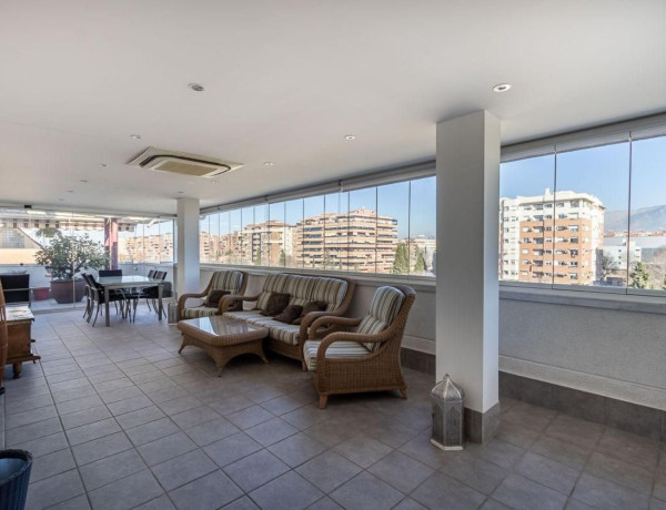 Dúplex en venta en calle Gloria Mas, 2