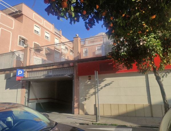 Garaje en venta en calle utrera