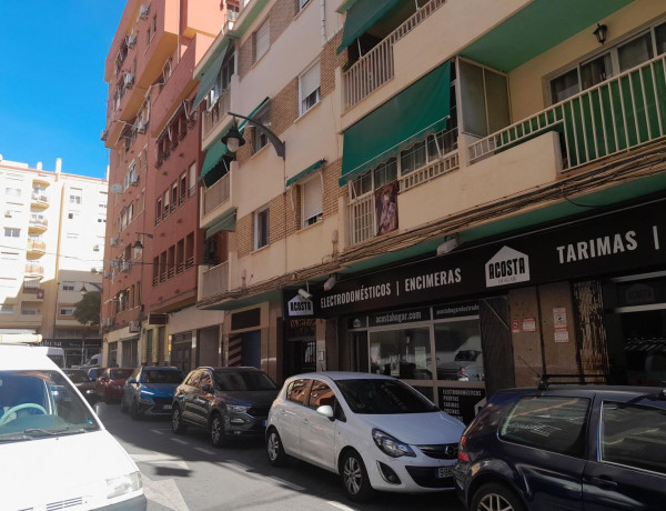 Piso en venta en calle Aguilar y Cano, 5