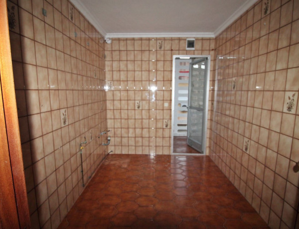 Piso en venta en calle Aguilar y Cano