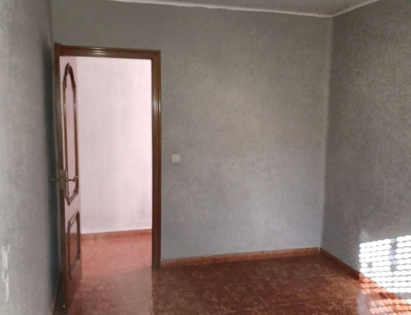 Piso en venta en calle Aguilar y Cano