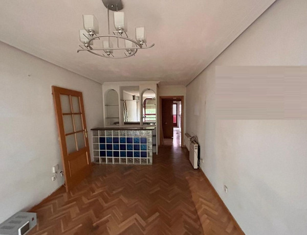 Piso en venta en calle Rutilo, 5