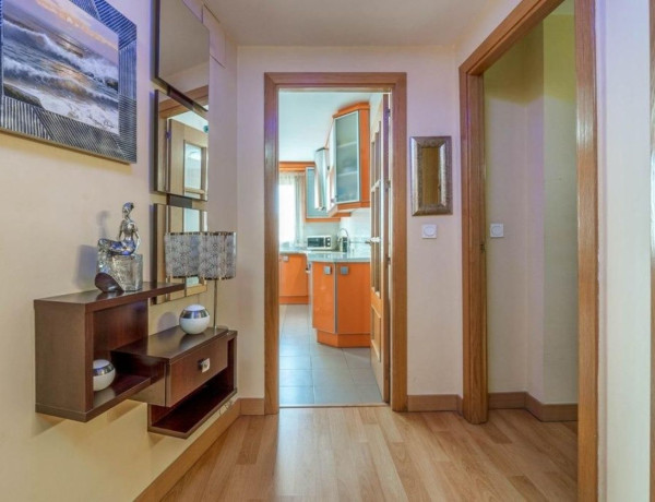 Piso en venta en calle Cádiar, 4