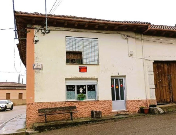 Casa de pueblo en venta en calle Los Huertos, 1