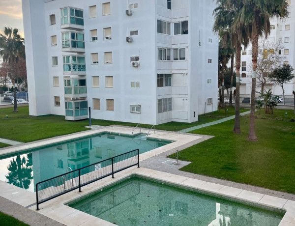 Piso en venta en avenida santa maria del mar