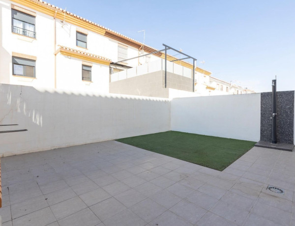 Chalet adosado en venta en Híjar