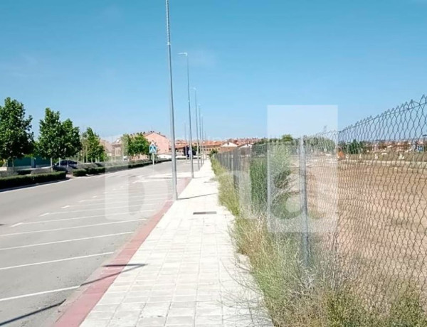 Terreno en venta en calle Hurtado de Mendoza