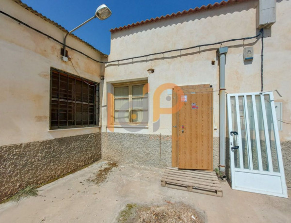 Local en venta en Alcontar