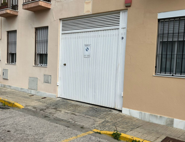 Garaje en venta en avenida Blas Infante