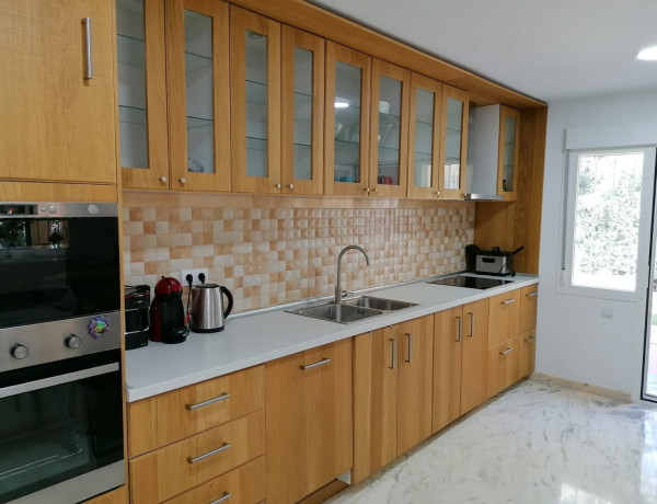 Casa o chalet independiente en venta en calle Motril s/n