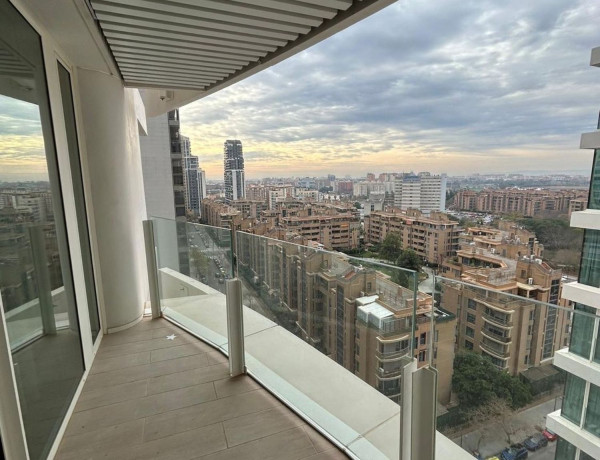 Piso en venta en avenida de les Corts Valencianes, 47