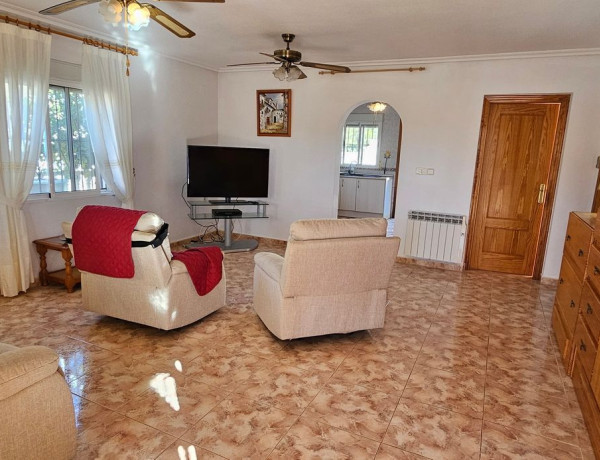 Casa o chalet independiente en venta en calle Orquídea Pc