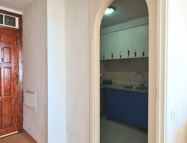 Piso en venta en Adelfas