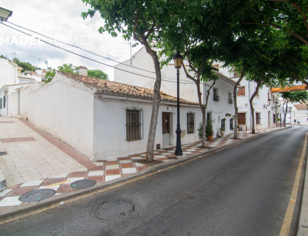 Casa o chalet independiente en venta en avenida Juan Luis Peralta, 13