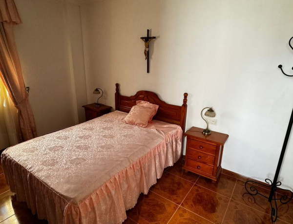 Casa de pueblo en venta en plaza del Carmen, 4