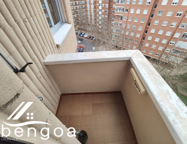 Piso en venta en calle Sansomendi